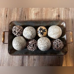 Decorative Tray & Balls